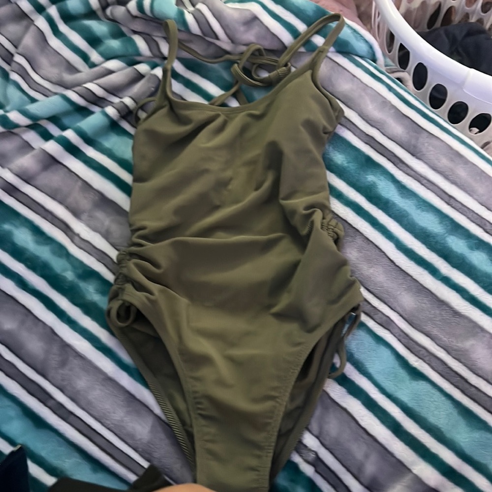 Womens bathing suit